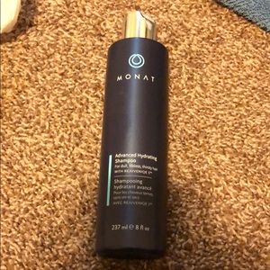Monat advances hydrating shampoo